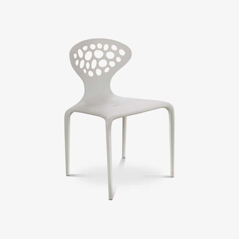 Stoppadé plastic chair